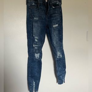 High Waisted Jeans